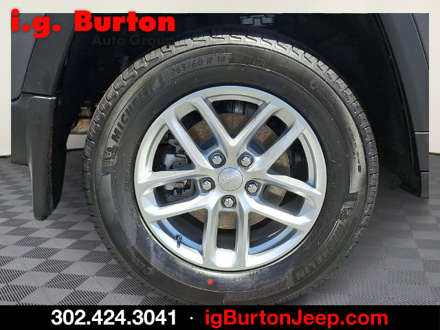 New 2026 Jeep Grand Cherokee LAREDO 4X4 Sport Utility