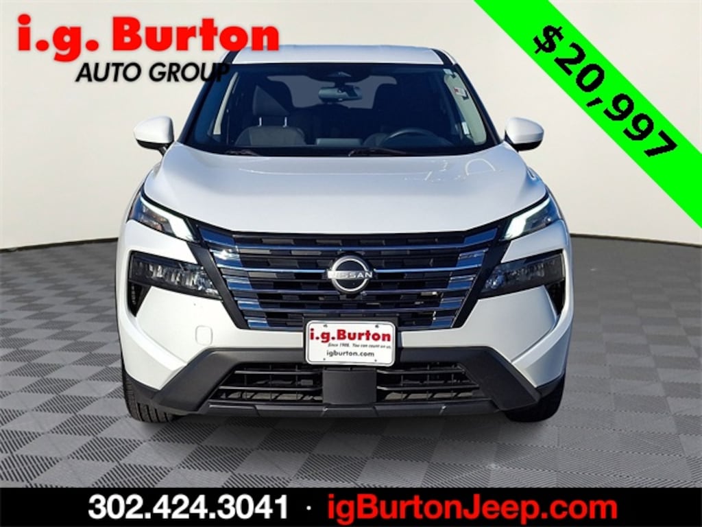 Used 2024 Nissan Rogue SV SUV