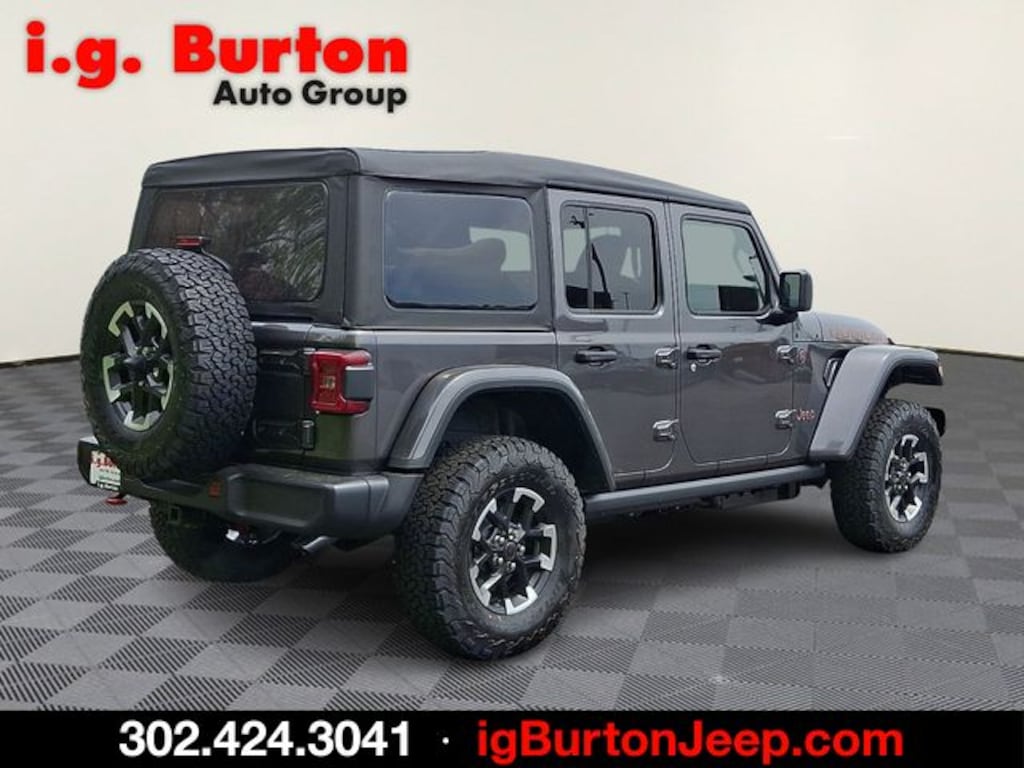 New 2026 Jeep Wrangler 4-DOOR RUBICON Sport Utility