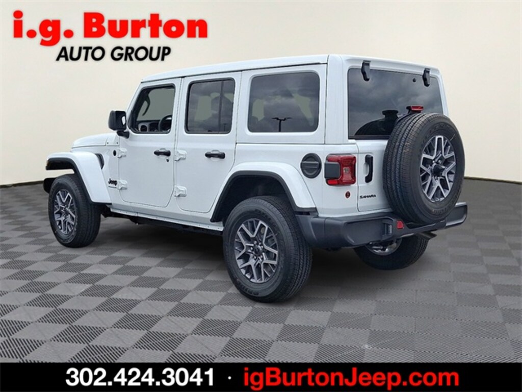 New 2025 Jeep Wrangler 4-DOOR SAHARA Sport Utility