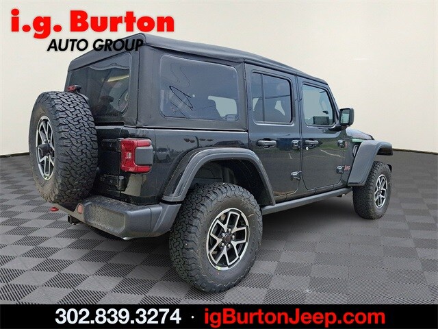 2025 Jeep Wrangler Rubicon photo 4