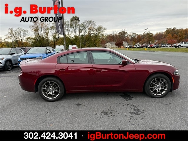 Used 2017 Dodge Charger SXT with VIN 2C3CDXJG1HH558554 for sale in Milford, DE