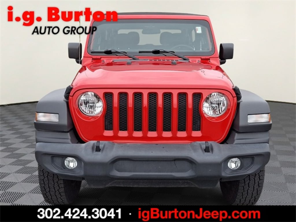 Used 2019 Jeep Wrangler Sport SUV
