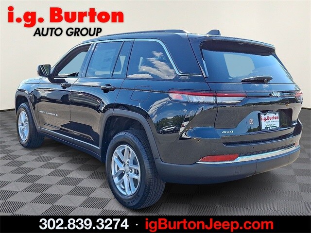 2025 Jeep Grand Cherokee Laredo X photo 2