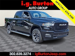 2025 Ram 1500 LARAMIE CREW CAB 4X4 5'7 BOX Pickup