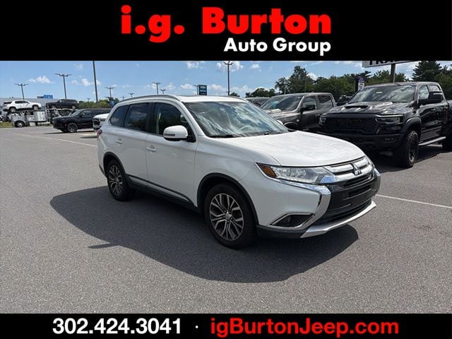 2017 Mitsubishi Outlander SEL S-AWC's photo