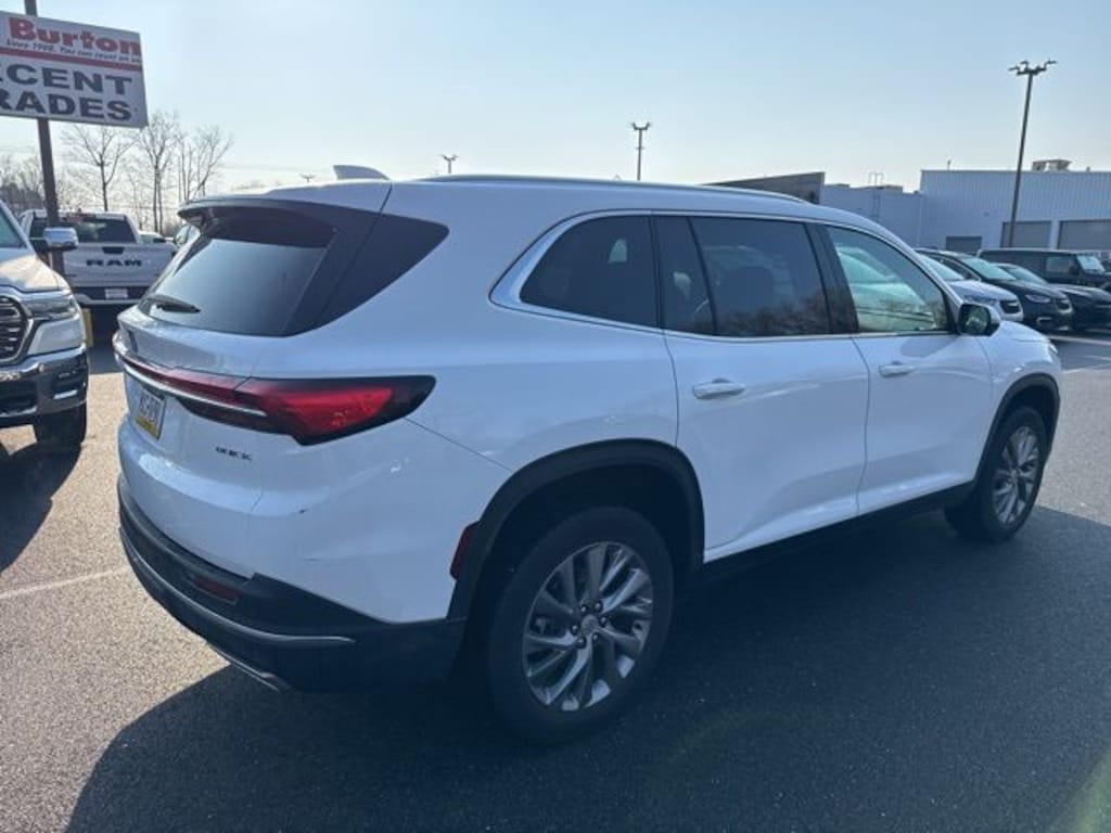Used 2026 Buick Enclave Preferred SUV