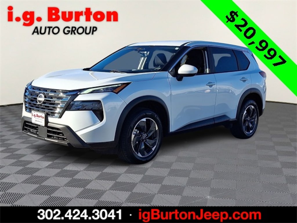 Used 2024 Nissan Rogue SV SUV