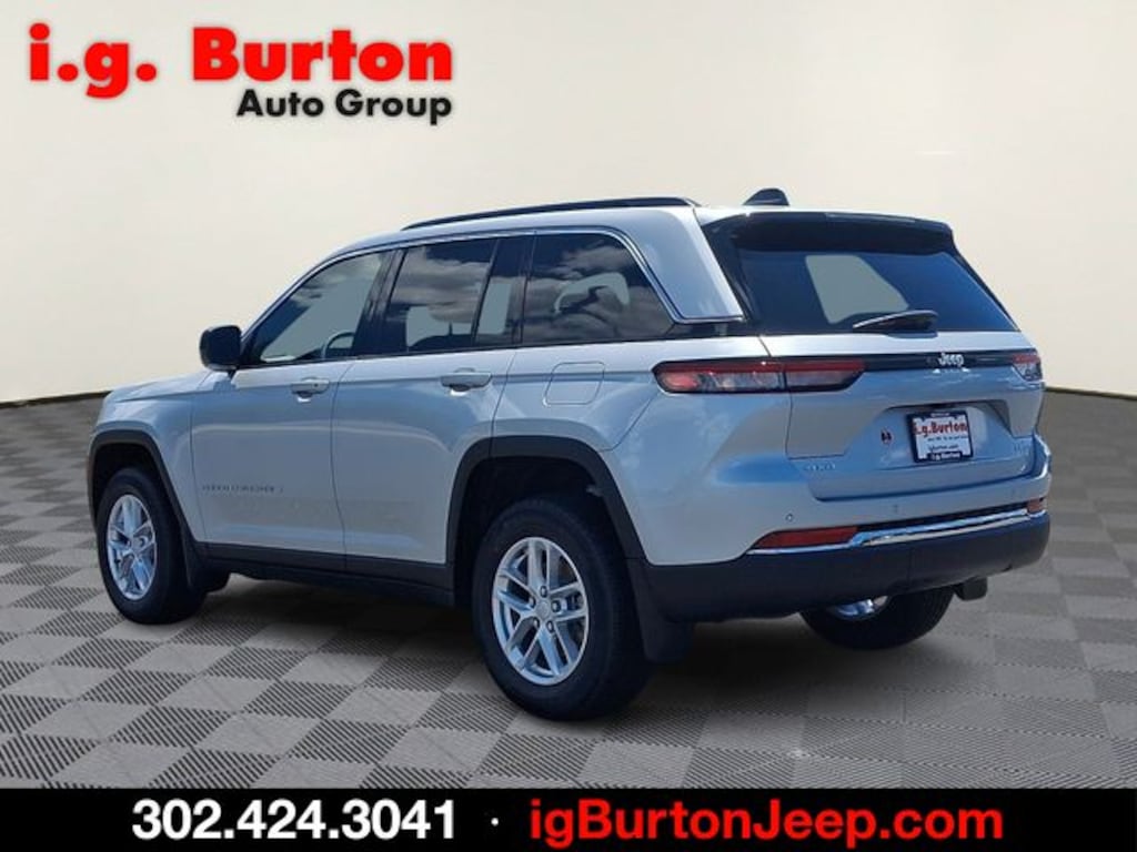 New 2026 Jeep Grand Cherokee LAREDO X 4X4 Sport Utility