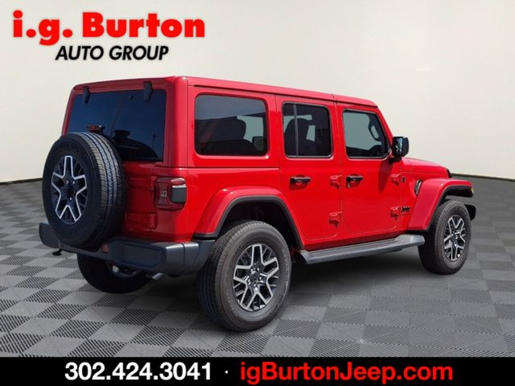 New 2026 Jeep Wrangler 4-DOOR SAHARA Sport Utility
