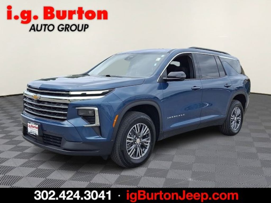 Used 2026 Chevrolet Traverse LT SUV