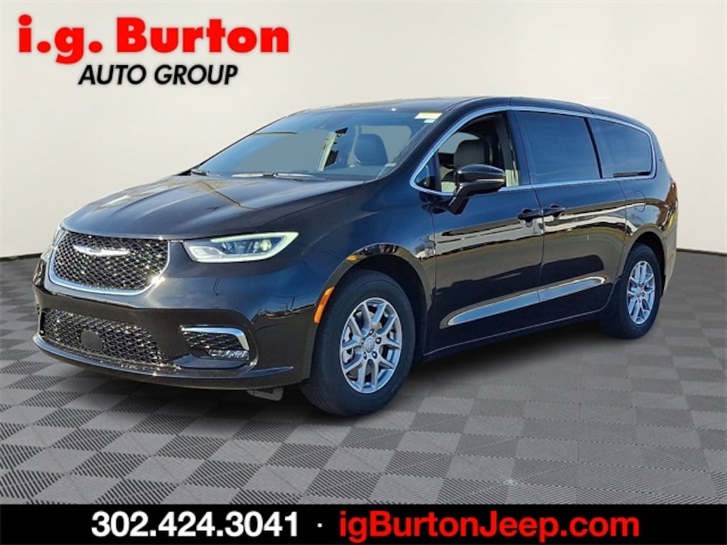 New 2026 Chrysler Pacifica SELECT Passenger Van