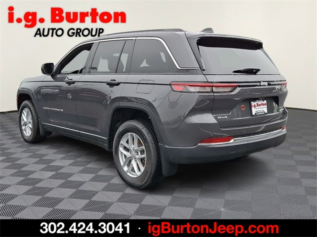 New 2025 Jeep Grand Cherokee LAREDO X 4X4 Sport Utility