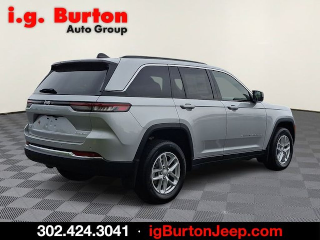New 2026 Jeep Grand Cherokee LAREDO X 4X4 Sport Utility