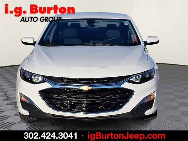 Used 2022 Chevrolet Malibu RS with VIN 1G1ZG5ST1NF216055 for sale in Milford, DE