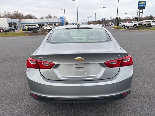 2023 Chevrolet Malibu 1LT photo 4