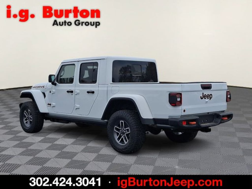 New 2026 Jeep Gladiator MOJAVE X 4X4 Pickup