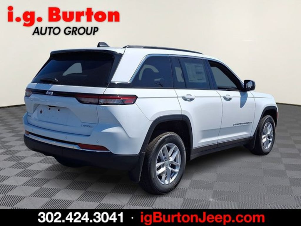 New 2026 Jeep Grand Cherokee LAREDO X 4X4 Sport Utility