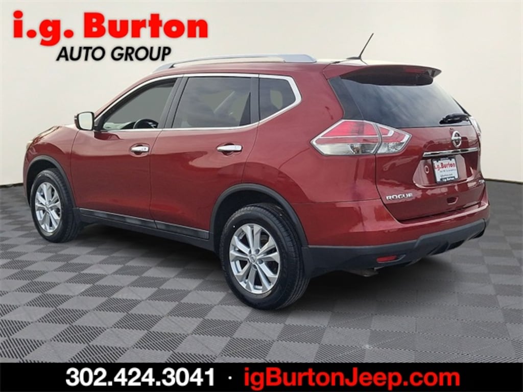 Used 2015 Nissan Rogue SV SUV