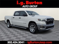 2026 Ram 1500 BIG HORN CREW CAB 4X4 5'7 BOX Pickup