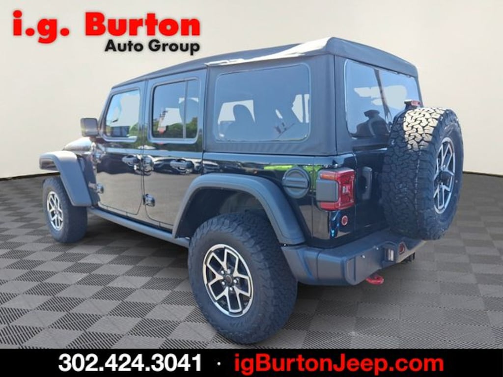 New 2026 Jeep Wrangler 4-DOOR RUBICON Sport Utility