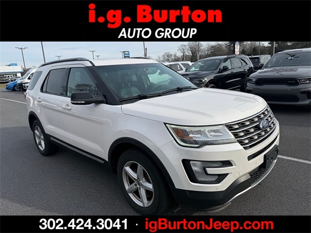 2016 Ford Explorer XLT's photo