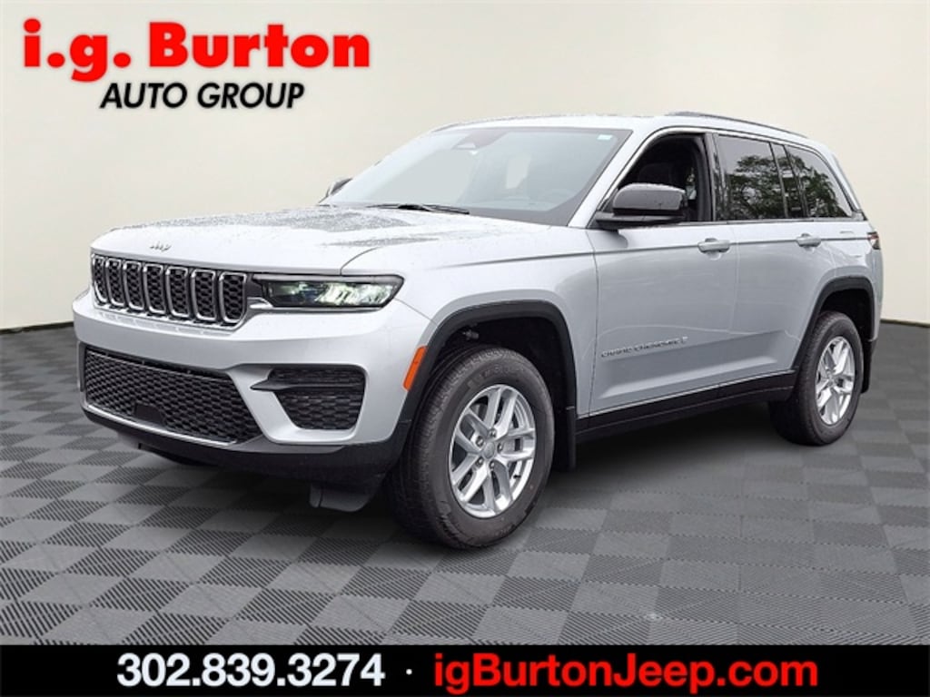 New 2025 Jeep Grand Cherokee LAREDO X 4X4 Sport Utility