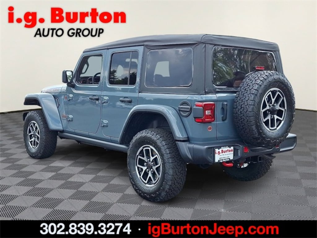 New 2025 Jeep Wrangler 4-DOOR RUBICON Sport Utility