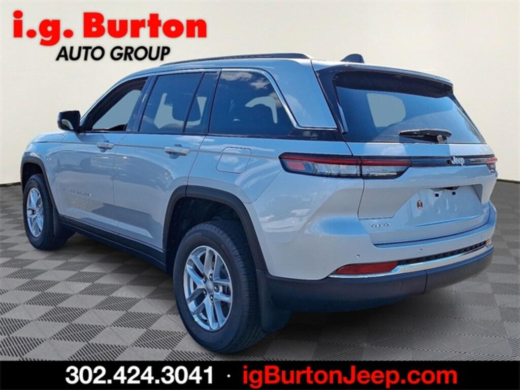 New 2025 Jeep Grand Cherokee LAREDO X 4X4 Sport Utility
