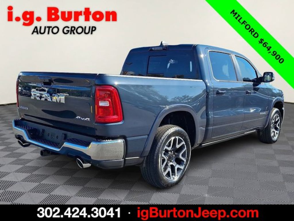 New 2026 Ram 1500 LARAMIE CREW CAB 4X4 5'7 BOX Pickup