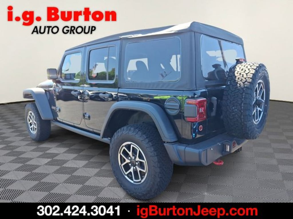 New 2026 Jeep Wrangler 4-DOOR RUBICON Sport Utility