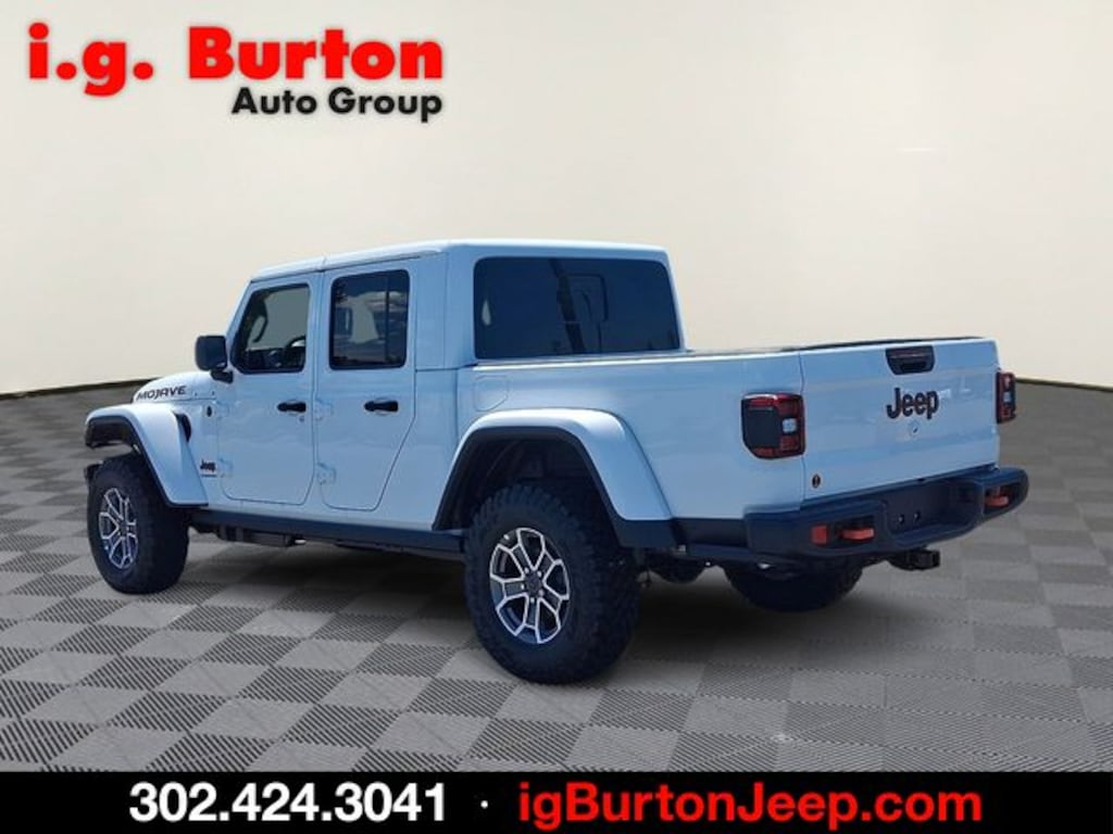 New 2026 Jeep Gladiator MOJAVE X 4X4 Pickup