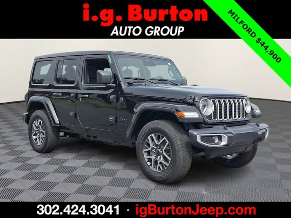 New 2025 Jeep Wrangler 4-DOOR SAHARA Sport Utility