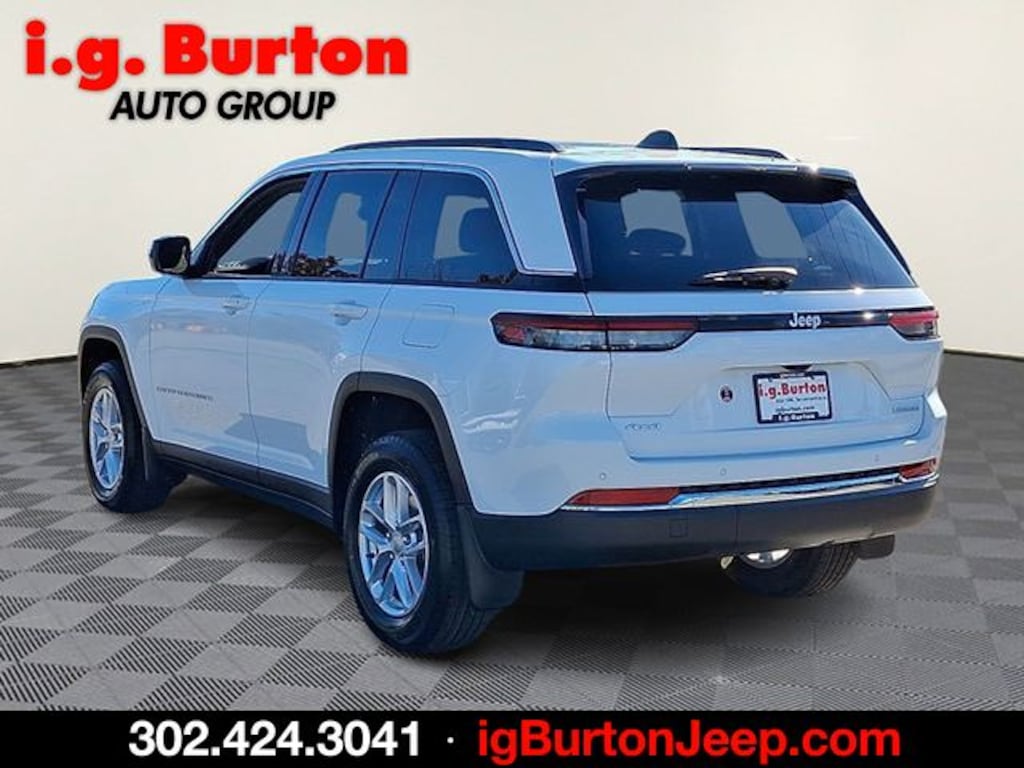 New 2025 Jeep Grand Cherokee LAREDO X 4X4 Sport Utility