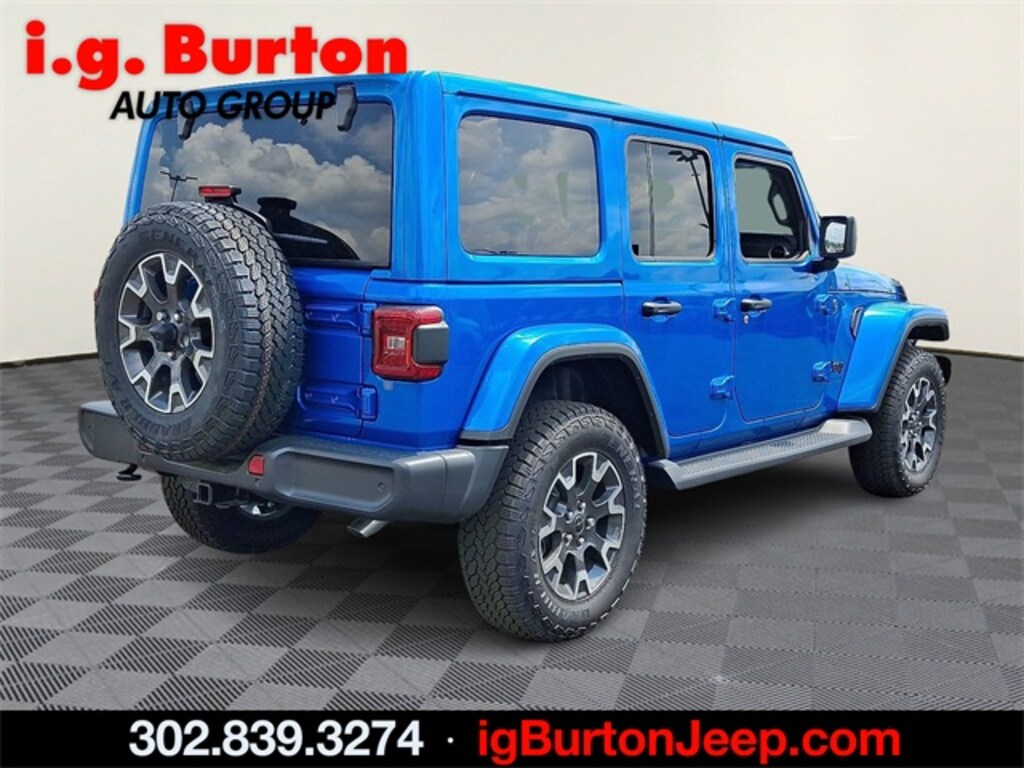 New 2025 Jeep Wrangler 4-DOOR SAHARA Sport Utility