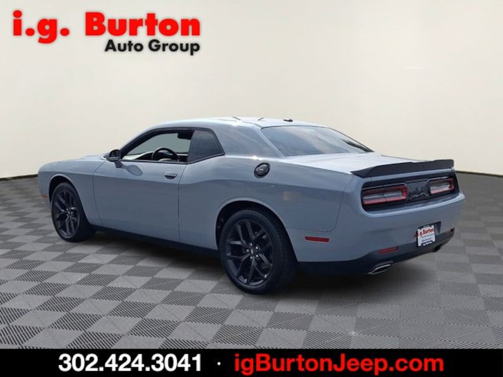 Used 2021 Dodge Challenger SXT Coupe