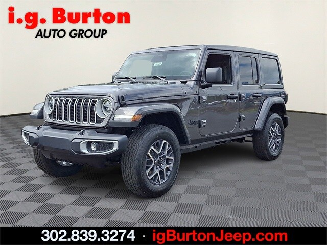 2025 Jeep Wrangler Sahara photo 2