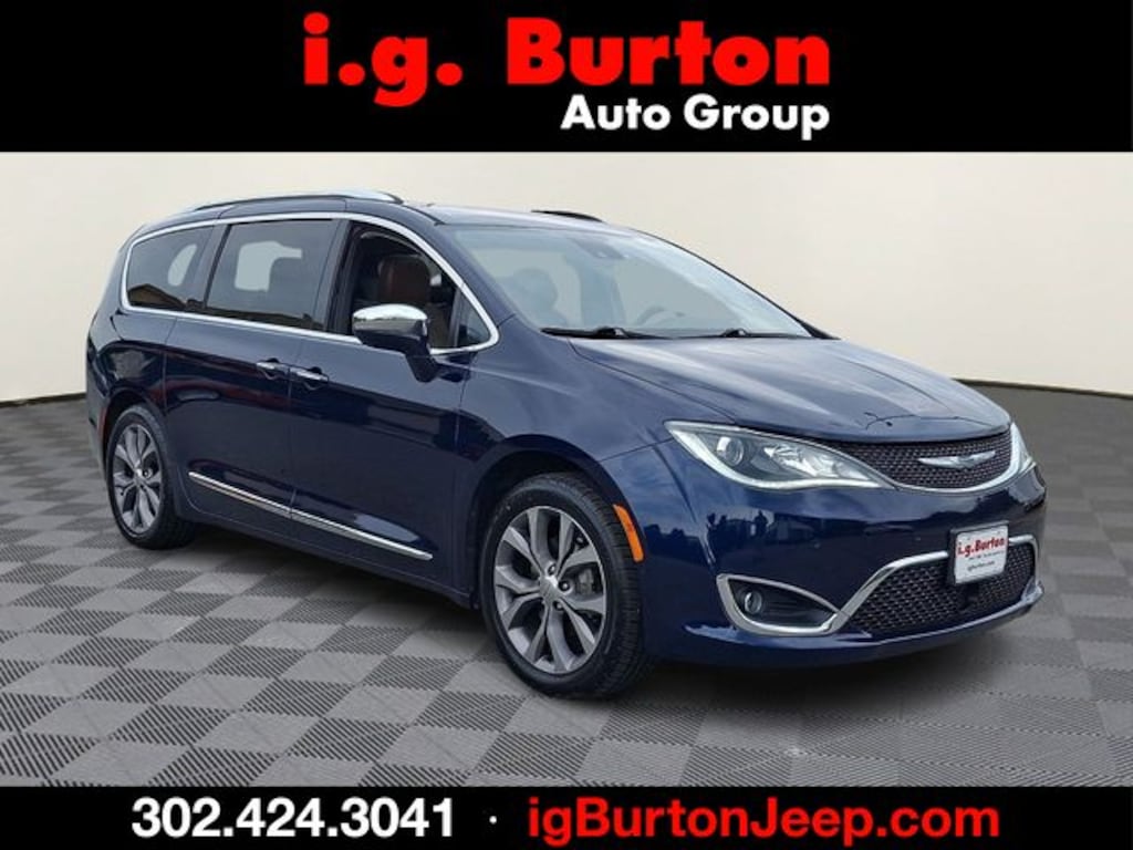 Used 2019 Chrysler Pacifica Limited Minivan/Van