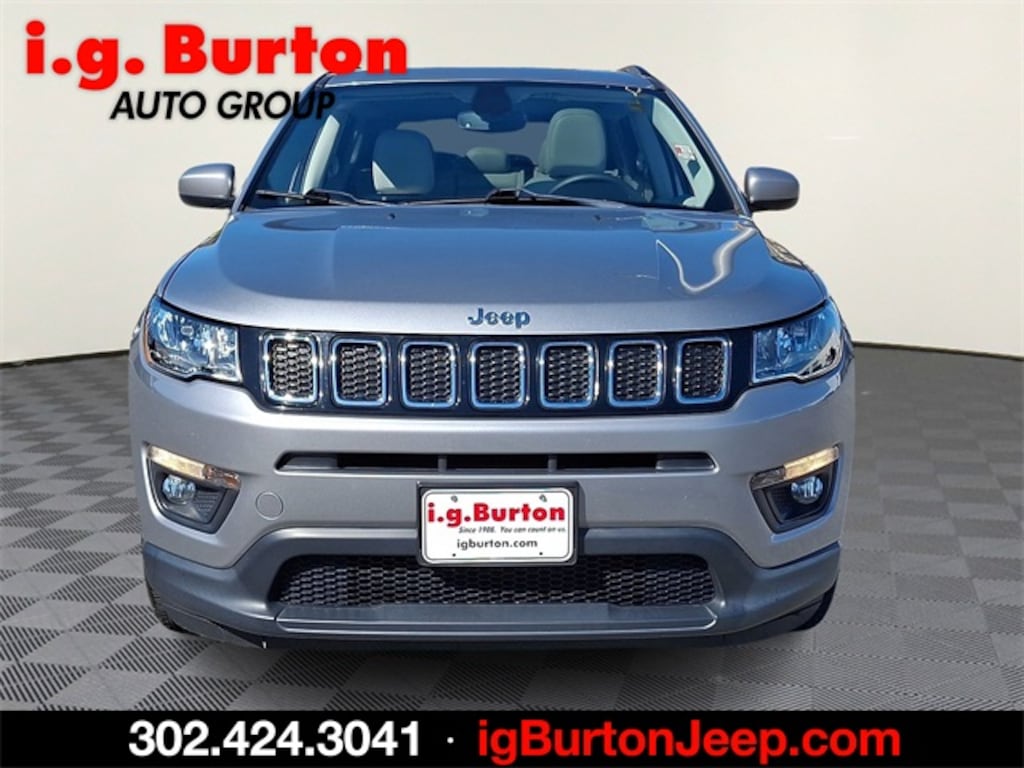 Used 2018 Jeep Compass Latitude SUV