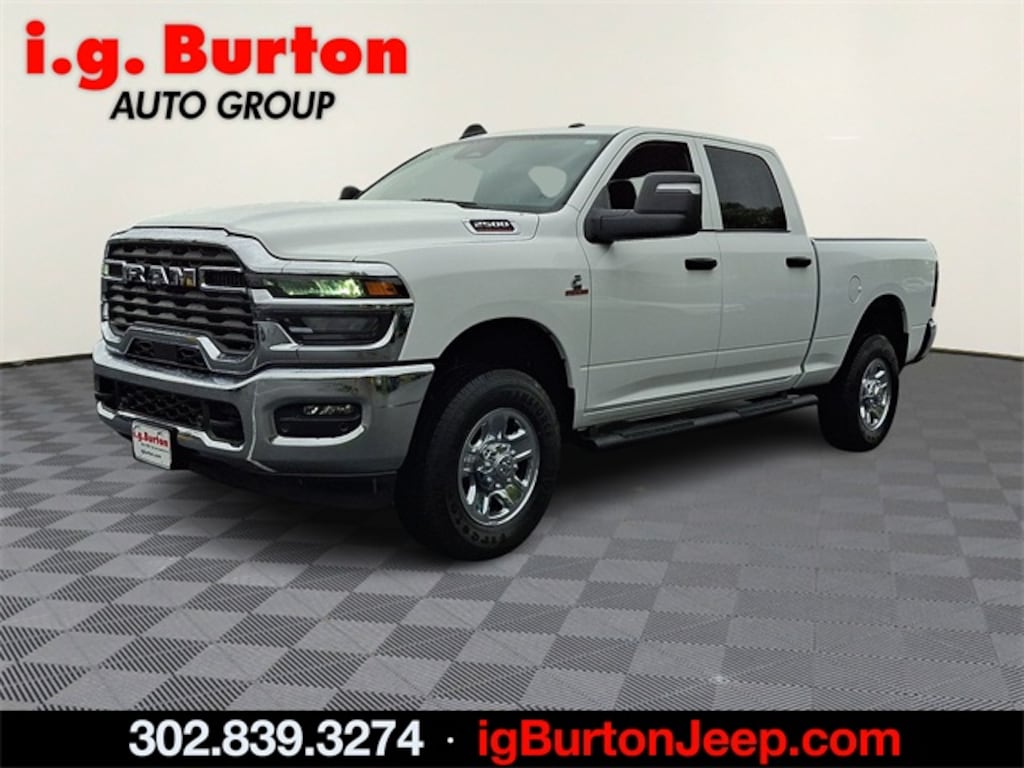 New 2026 Ram 2500 TRADESMAN CREW CAB 4X4 6'4 BOX Pickup