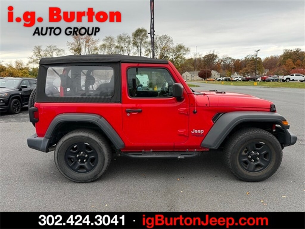 Used 2019 Jeep Wrangler Sport SUV