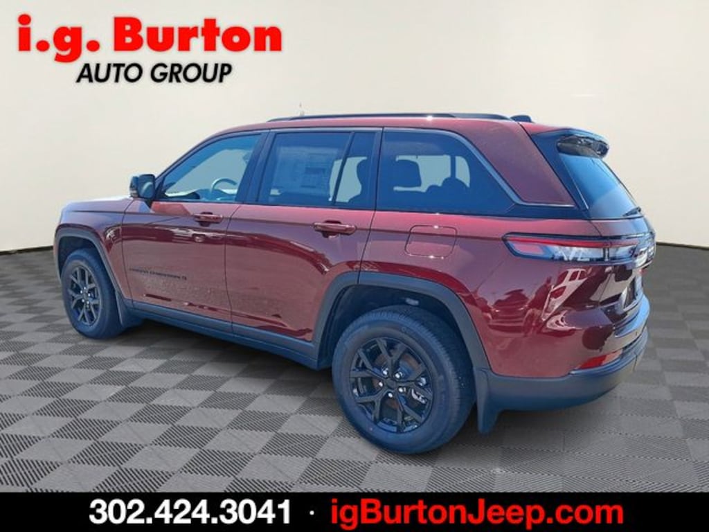 New 2026 Jeep Grand Cherokee LAREDO ALTITUDE 4X4 Sport Utility