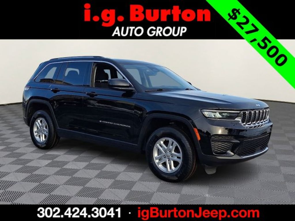 Used 2023 Jeep Grand Cherokee Laredo SUV