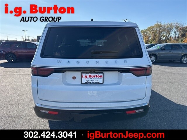 2024 Jeep Wagoneer Base photo 4