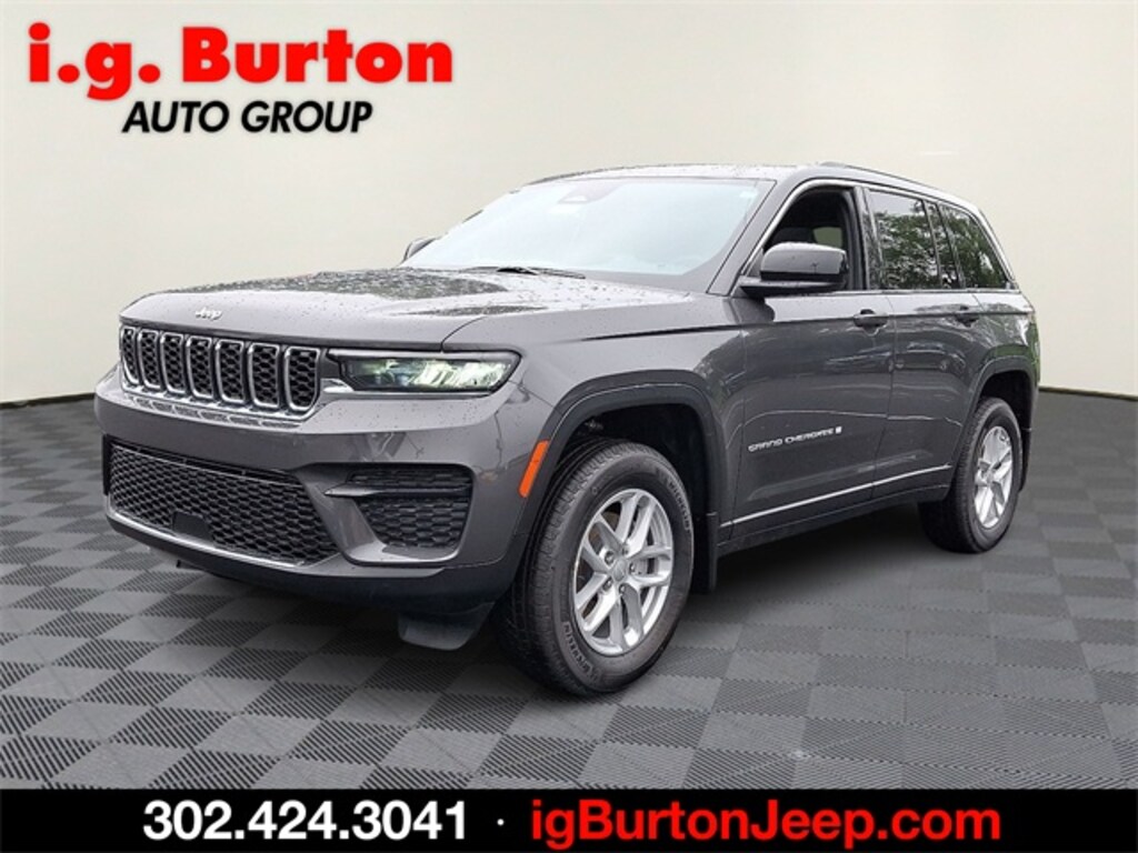 New 2025 Jeep Grand Cherokee LAREDO X 4X4 Sport Utility