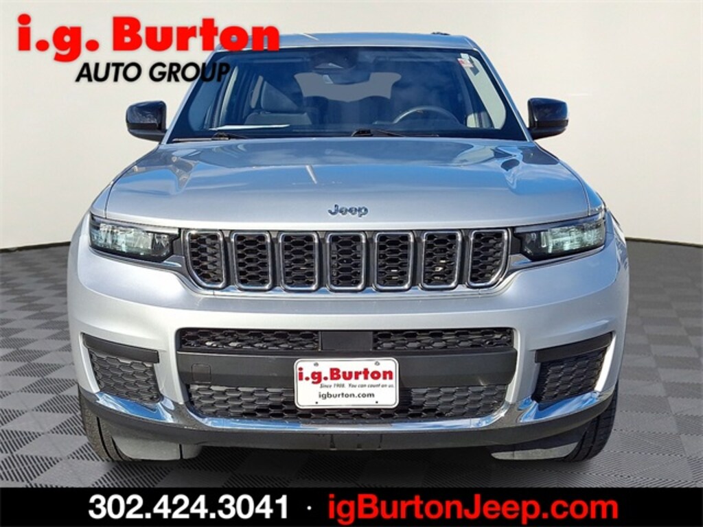 Used 2023 Jeep Grand Cherokee L Laredo SUV