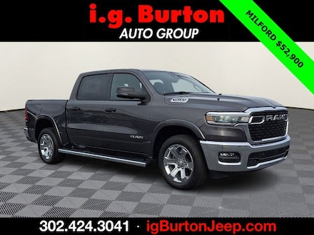 2026 Ram 1500 BIG HORN CREW CAB 4X4 5'7 BOX Pickup