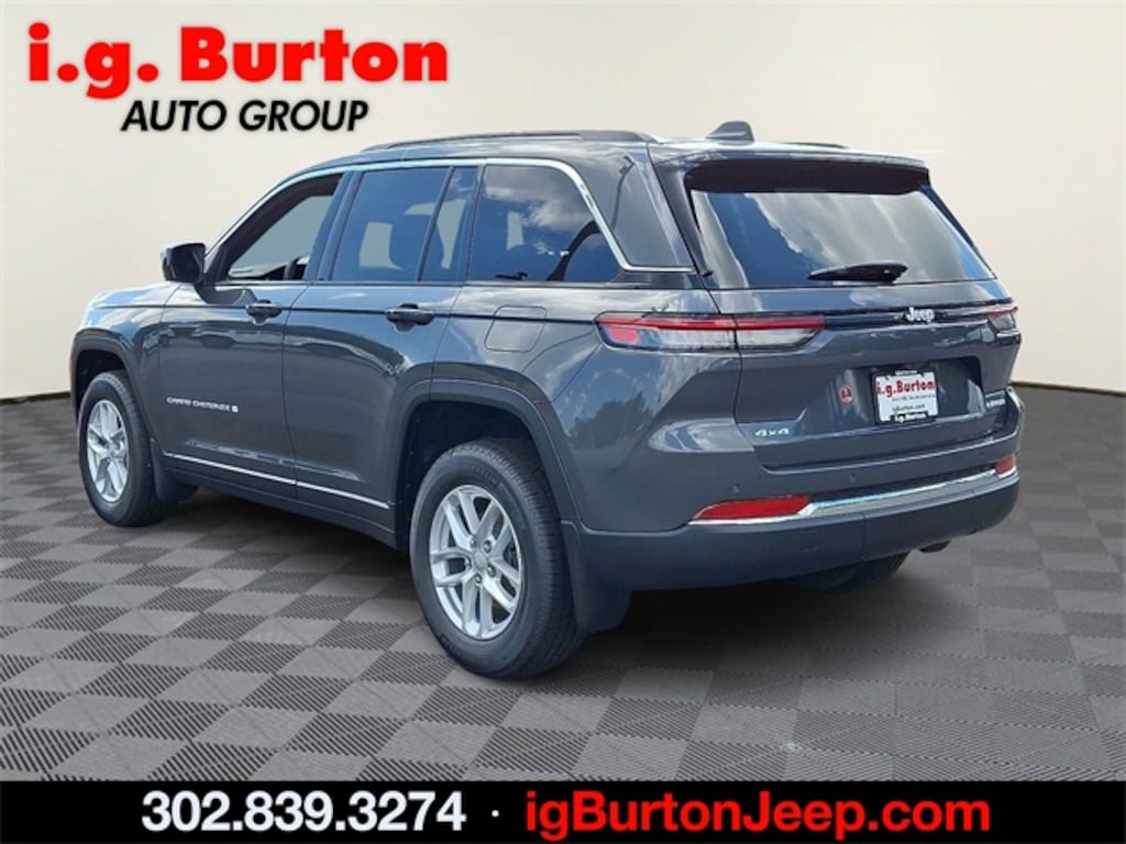 New 2025 Jeep Grand Cherokee LAREDO X 4X4 Sport Utility