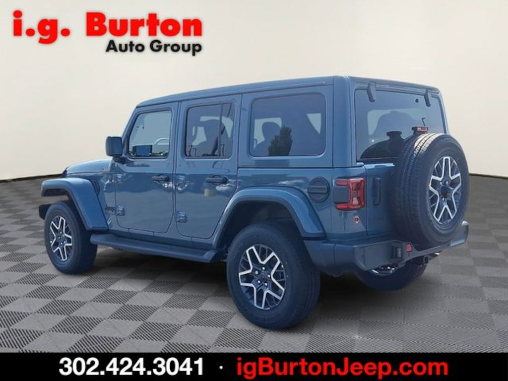 New 2026 Jeep Wrangler 4-DOOR SAHARA Sport Utility