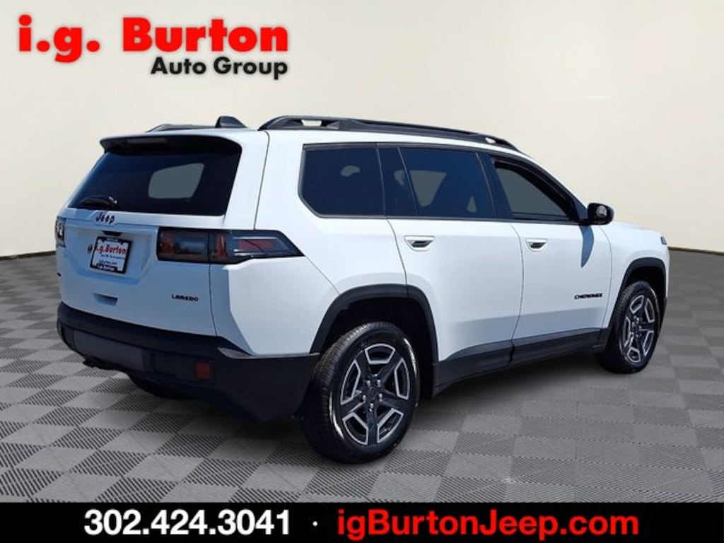 New 2026 Jeep Cherokee LAREDO 4X4 Sport Utility
